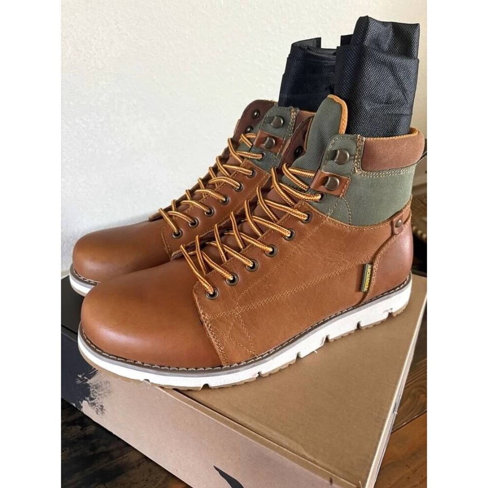 Territory Slickrock Hiking Winter Boots Men's 10.5-NIB